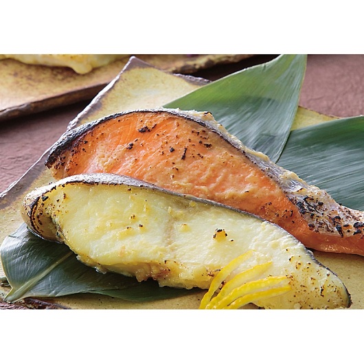 �ێ��������Y �����W�ŊȒP�ċ��l���� FN-50 �摜2